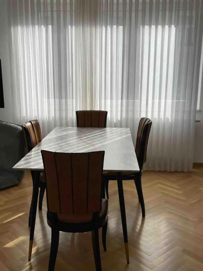 Designer Apartments Виена Екстериор снимка