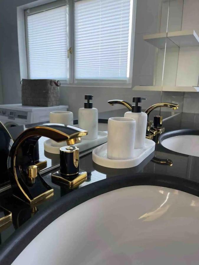 Designer Apartments Виена Екстериор снимка