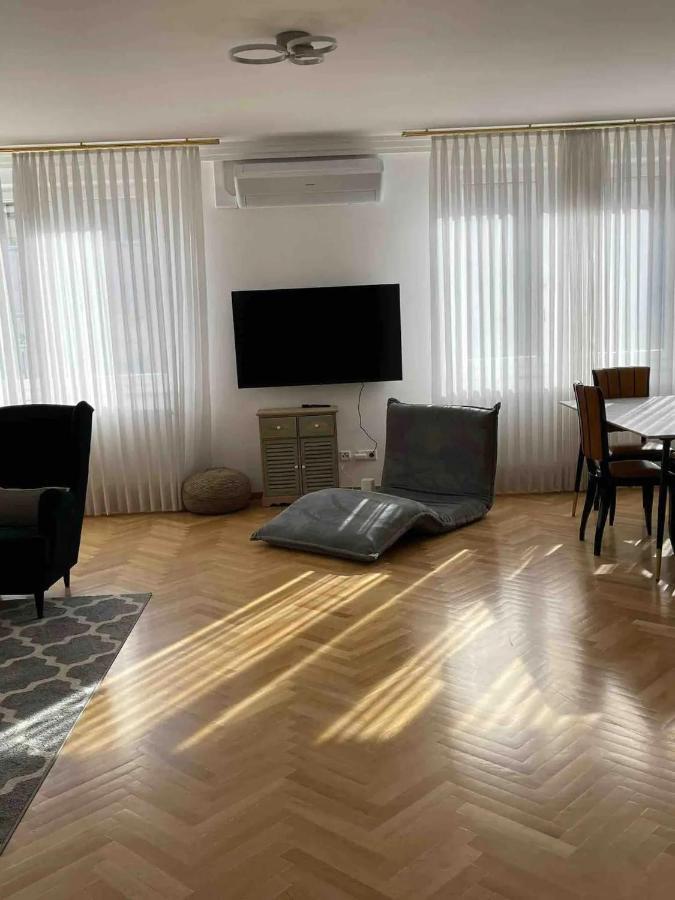 Designer Apartments Виена Екстериор снимка